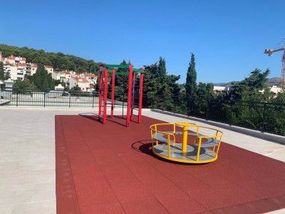 PALCICA igraliste (3).jpg